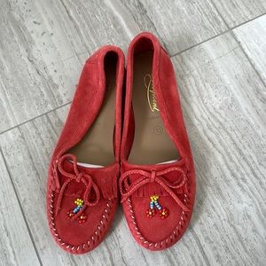 Beautiful never worn bonpoint moccasin